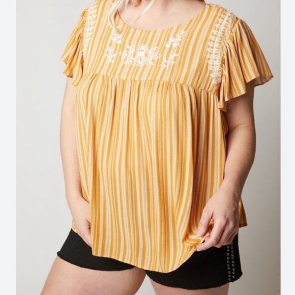 DAVI & DANI Tops - 🟠NWT DAVI & DANI Plus Flutter Sleeve Embroidered Top in Mustard/Ivory 1X